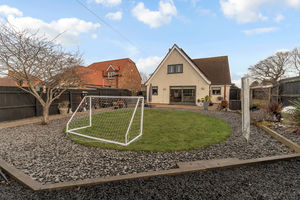 Photo 21- click for photo gallery